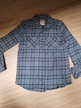 5.11 Tactical Men’s Gray and Blue Plaid Button-Down Shirt XS